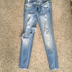 Kan Can Destroyed Skinny Jeans